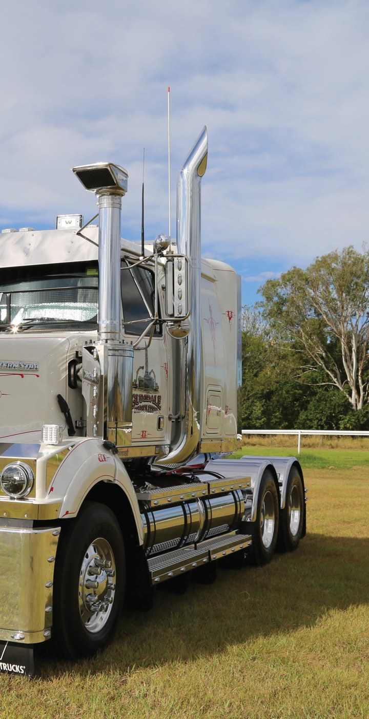Demolition Man — Andy Pell’s Gumdale Western Star — archive photograph 3