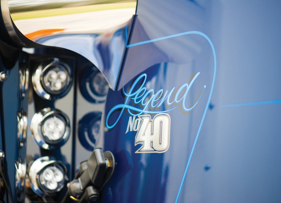 Phat, 40 & Fabulous — Mark Tobin’s Kenworth Legend T950 — archive photograph 2