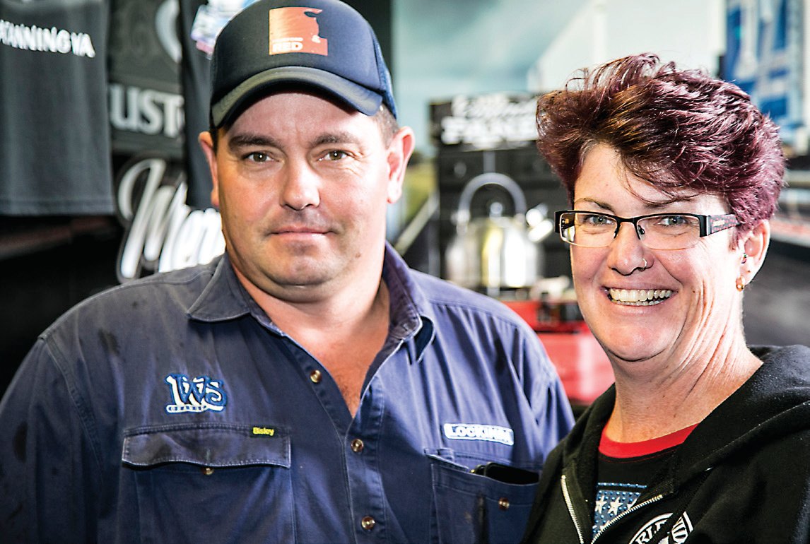 Bathurst Truck Show 2017 — a crowd undeterred by rain — archive photograph 2
