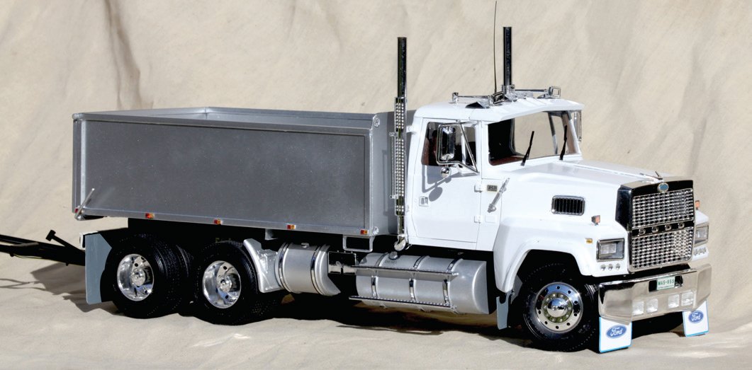 Ford LTL tipper — Colin Farnham’s model from ACT Issue 16