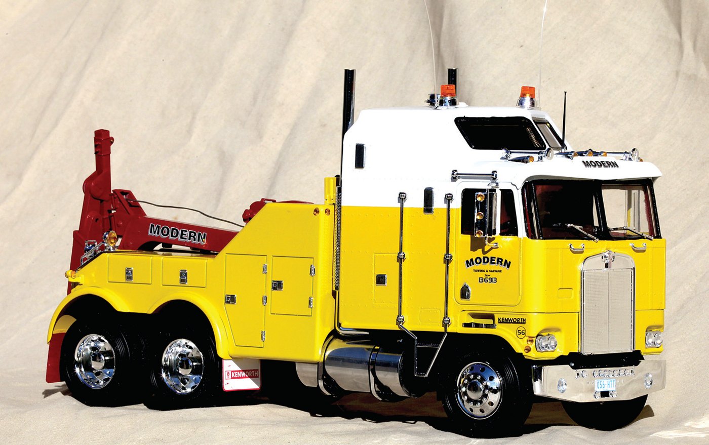 Modern Towing and Salvage — Unit 56 — Colin Farnham’s model from ACT Issue 16