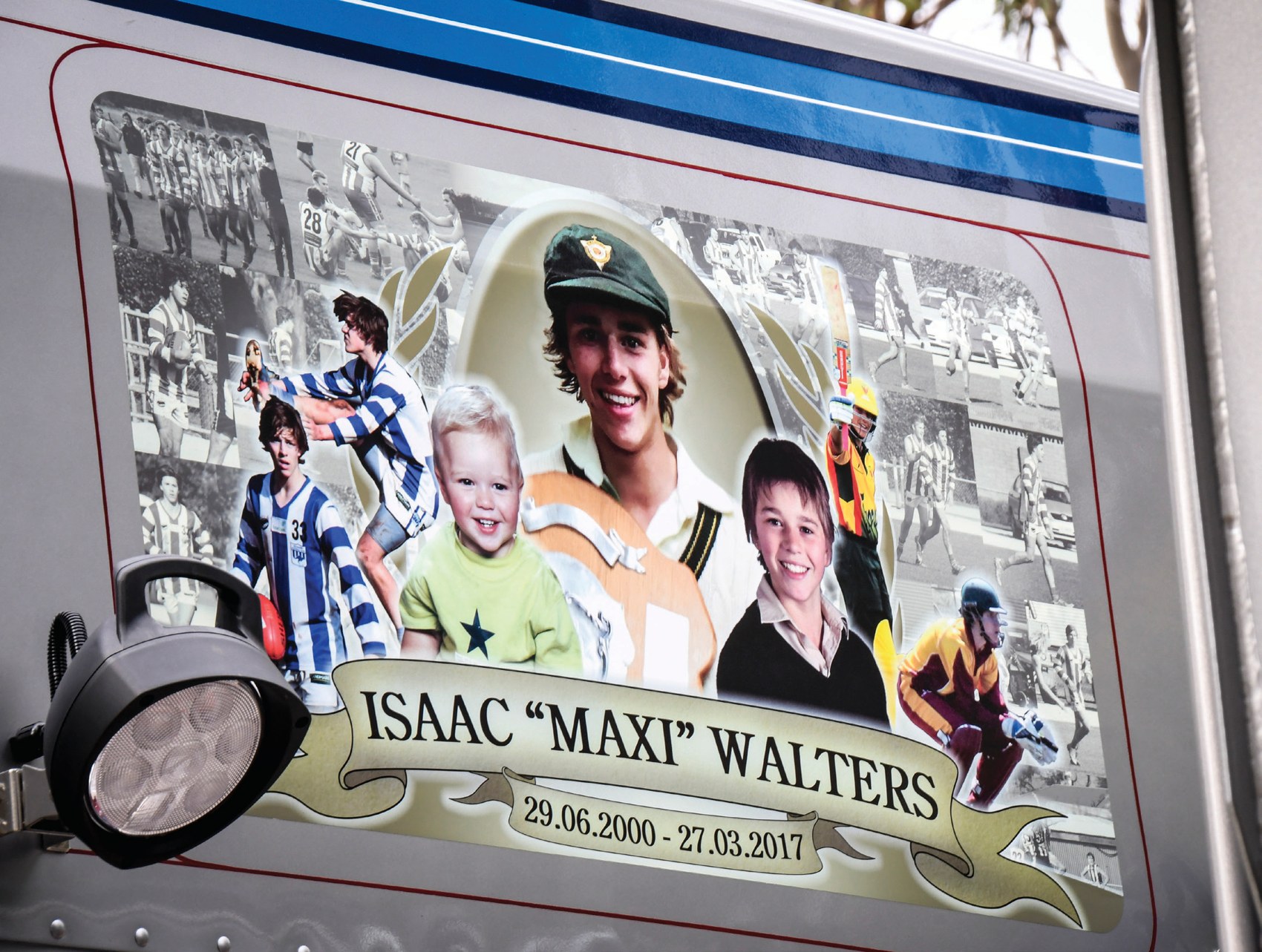 Forever Young — the Walters family’s Kenworth Legend 900 — archive photograph 3