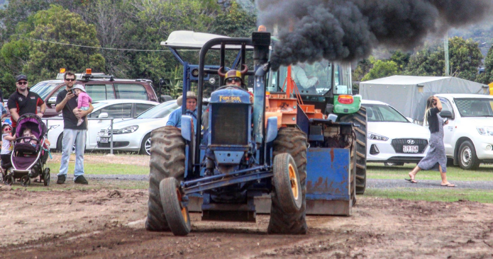 Matty Hillcoat’s Truckies’ Day Out — raising funds for SIDS — archive photograph 3