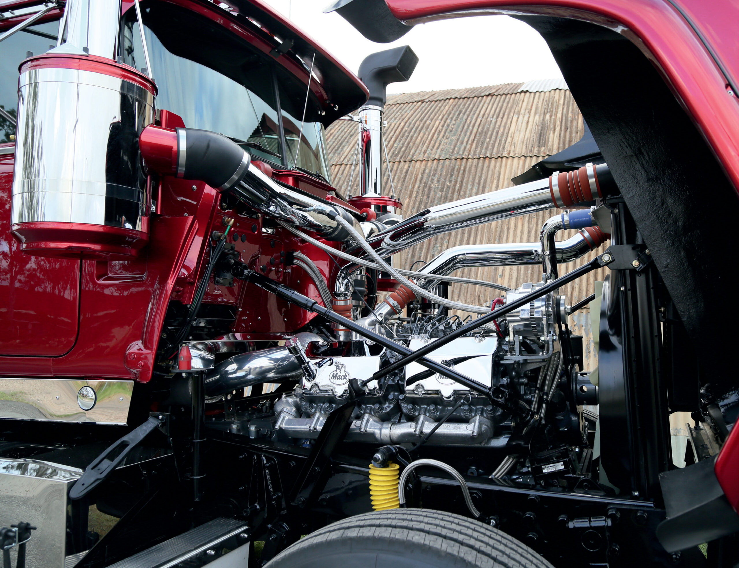 Oh So Sexy: Justin Clein’s 750hp Mack Superliner — original ACT archive photograph