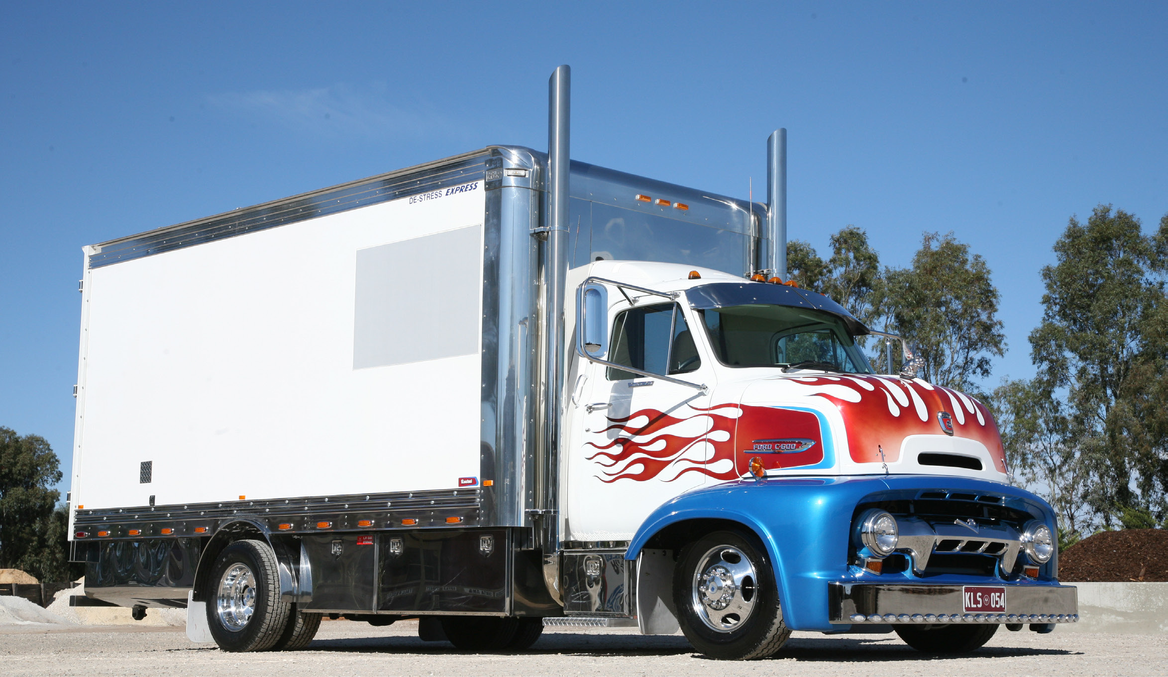 Pure Custom Pedigree: inside Kuchel Custom Trucks — original ACT archive photograph