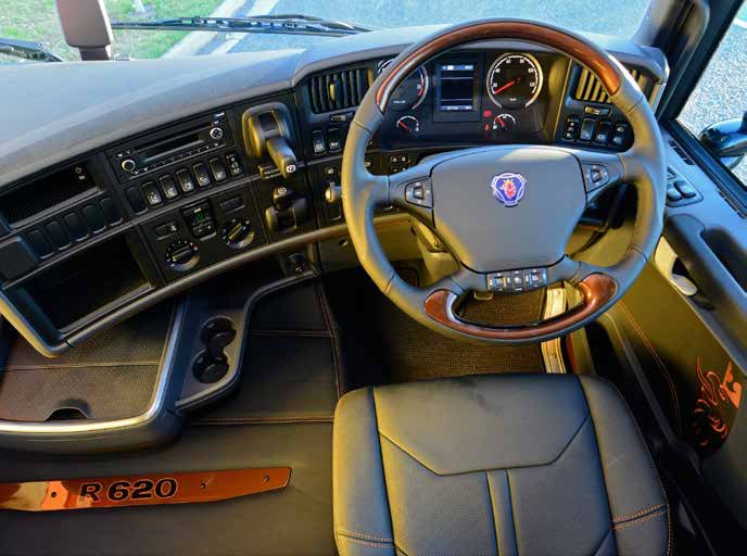 Black Amber: Gary West’s limited-edition Scania R730 — original ACT archive photograph