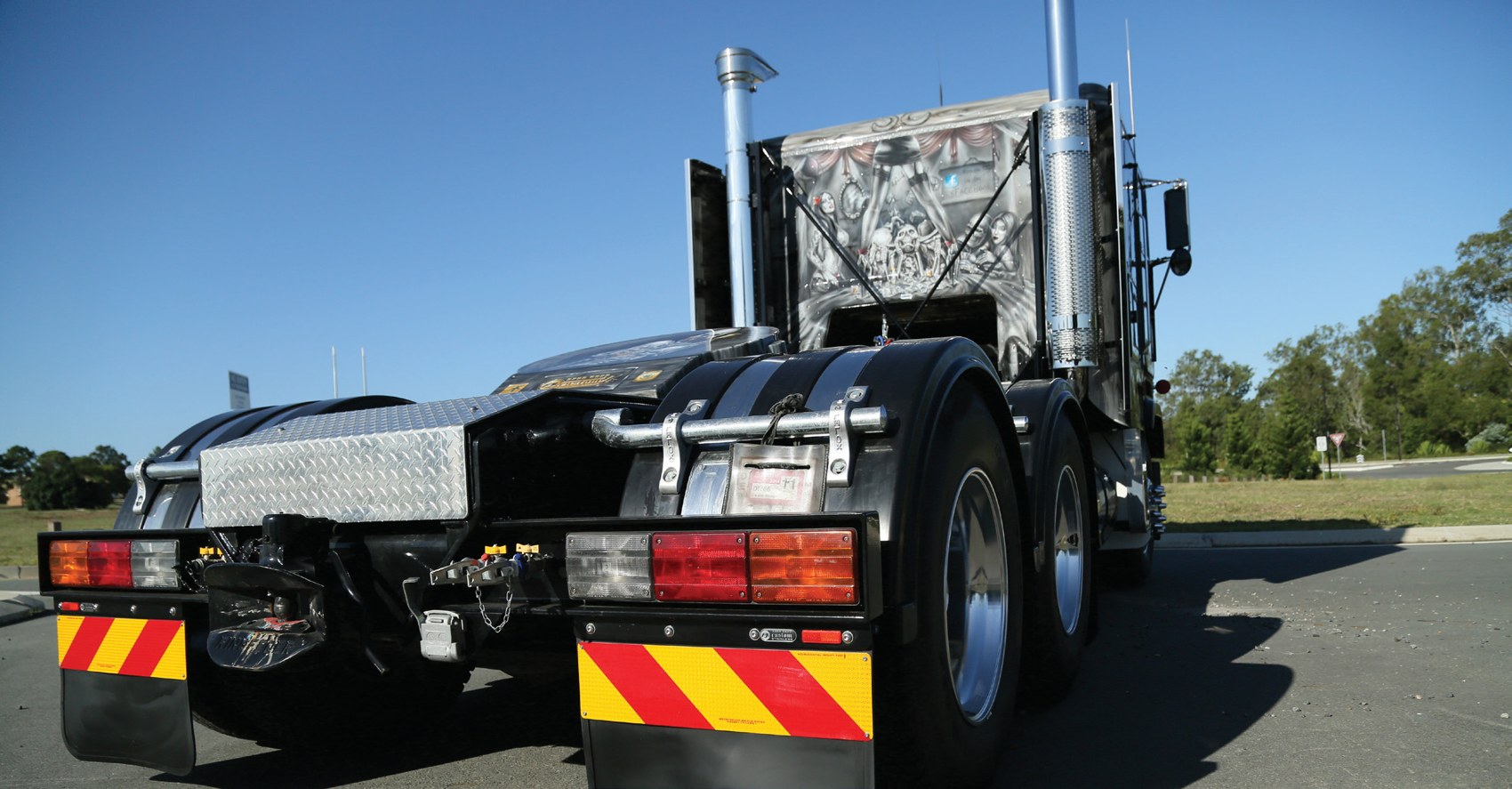 Last Call — PJ’s custom Freightliner FLB — archive photograph 2